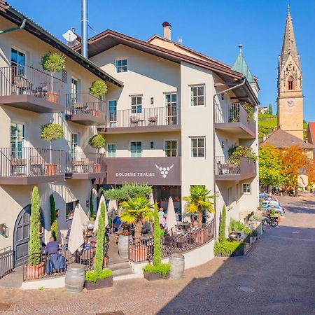 Hotel Goldene Traube Tramin an der Weinstraße Exteriör bild