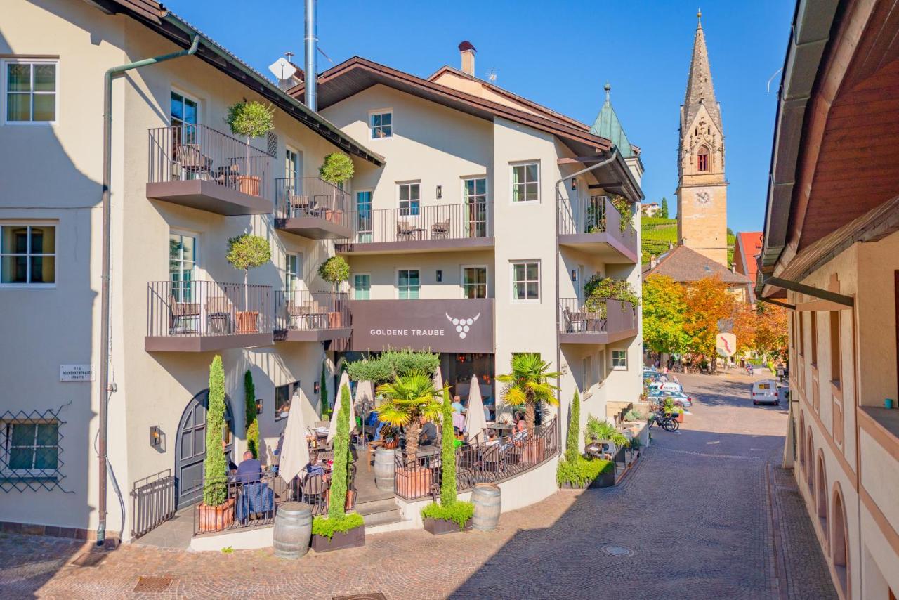 Hotel Goldene Traube Tramin an der Weinstraße Exteriör bild